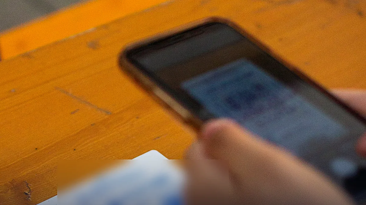 QR Menü Fiyatları: Ücretsiz ve Ücretli Sistemler Arasındaki Fark
